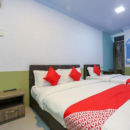 OYO 90126 Pen U Cottages Dungun Exterior foto